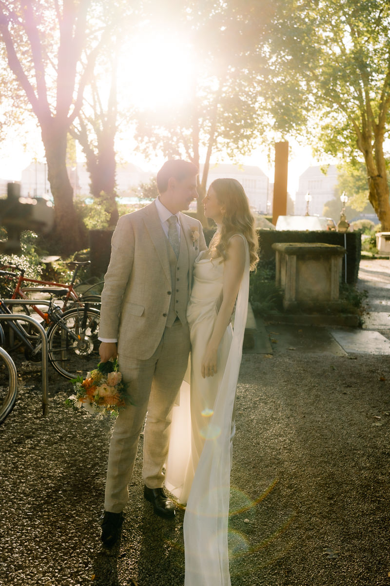 Garden Museum London Wedding – A Chic Urban Celebration